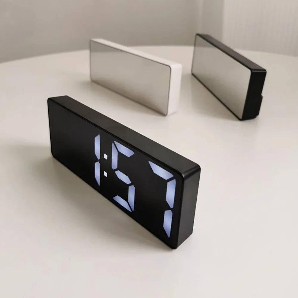 Modern Voice Controlled Alarm Clock