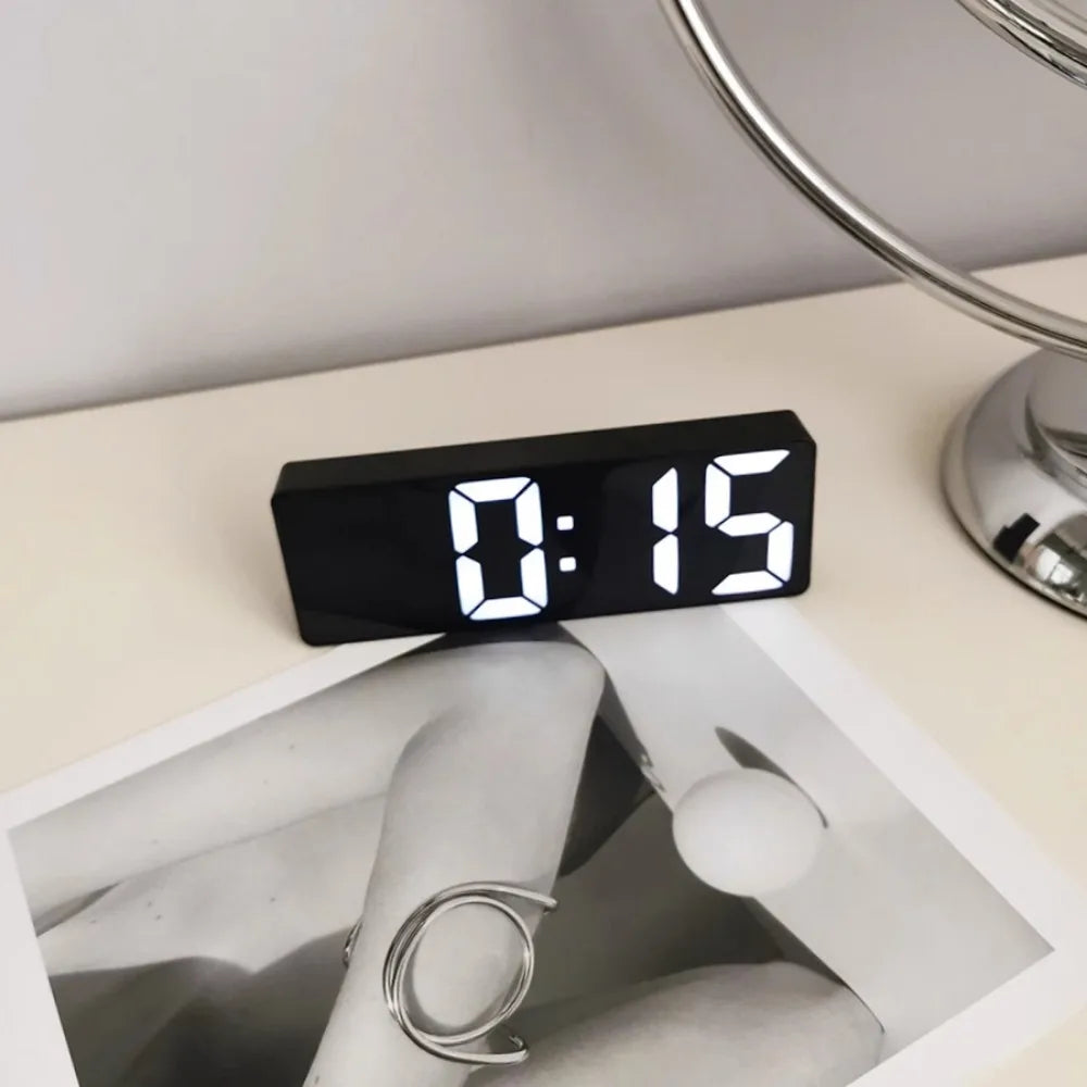 Modern Voice Controlled Alarm Clock